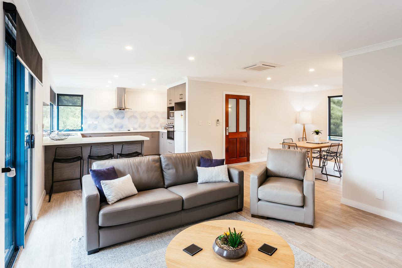 Dolphin Lodge Albany - Self Contained Apartments At Middleton Beach Esterno foto